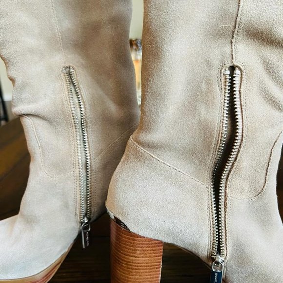 Boots Michael Kors size 8  BEIGE, HIGH SUEDE. - Picture 8 of 12